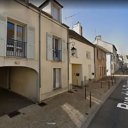 Apartment Chez Karine 3 *